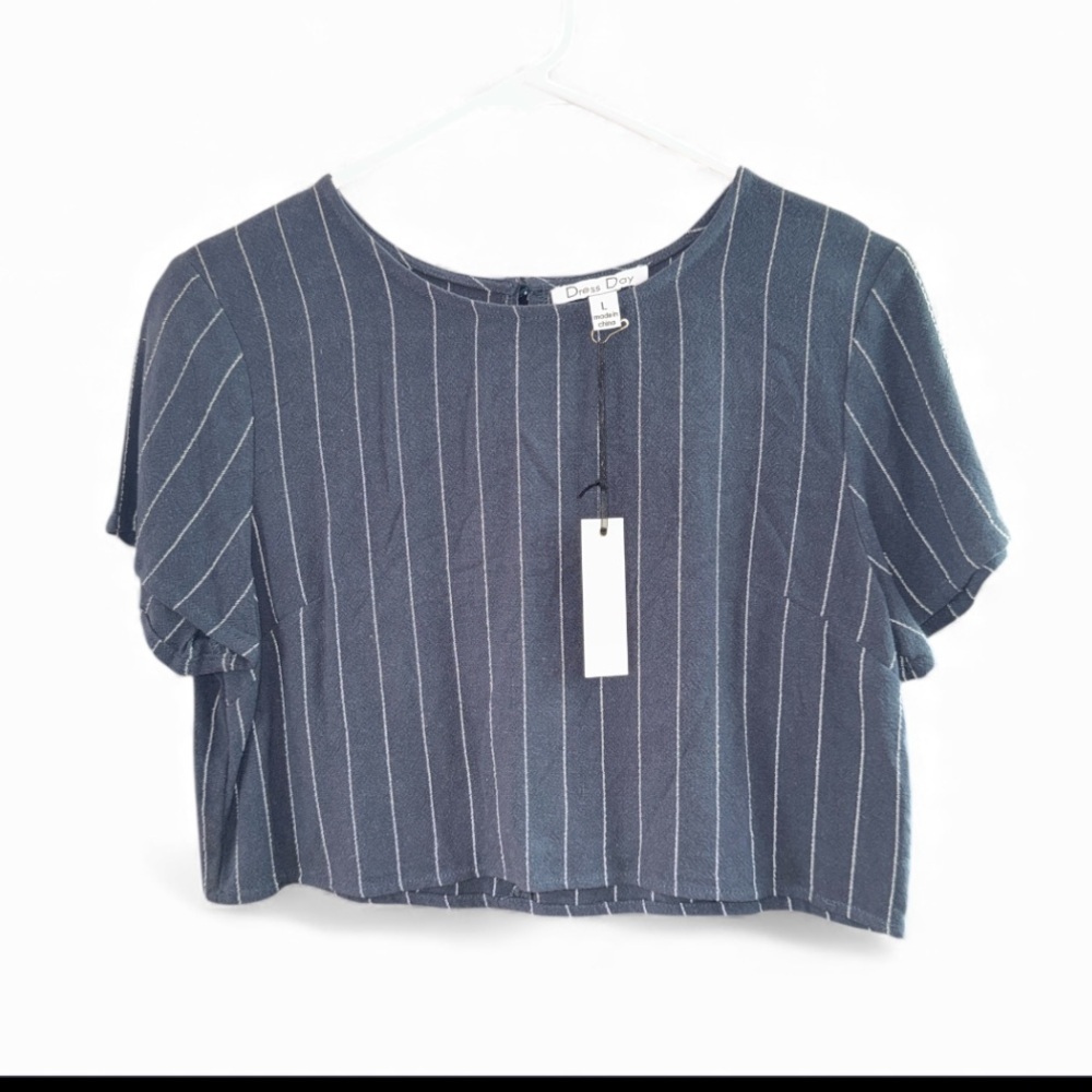 Dress day Striped Blue Women's crop top size large NWT